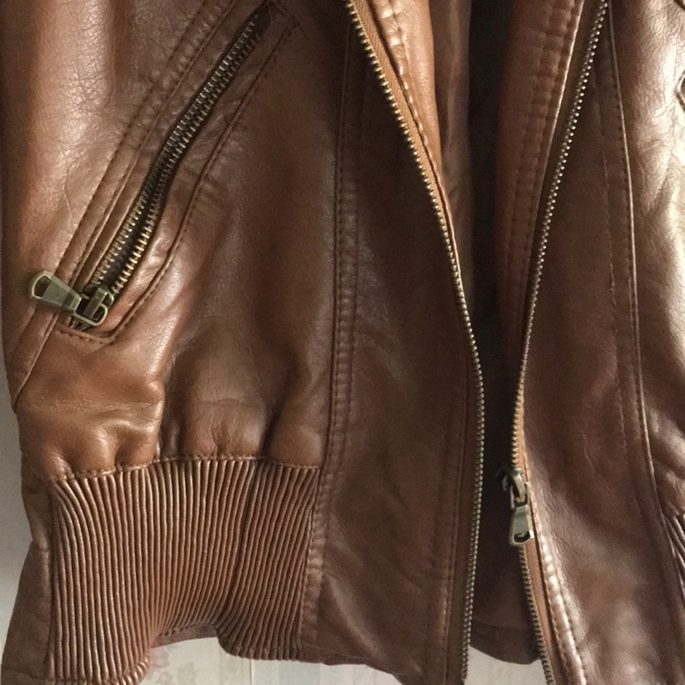 Coat - Picture 2 of 6
